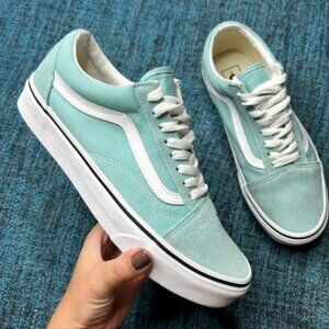 Vans Old Skool Sneakers in Tiffany Blue White Size 8.5 Men's or 10 Women's